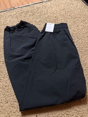 Nike Black Loose-Fit Women's Sweatpants